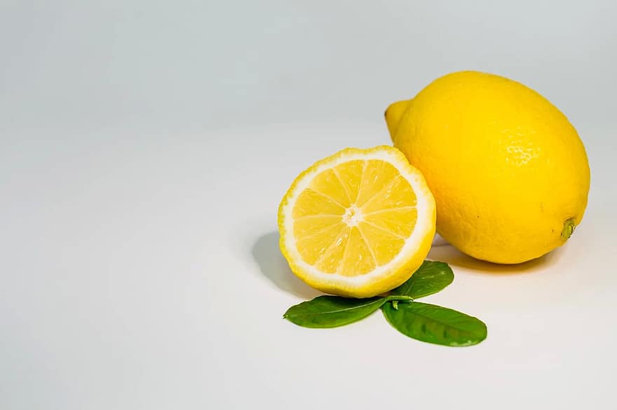 10 طرق مهمة لاستخدام الليمون 