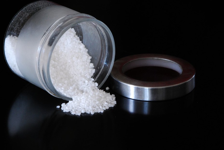 فوائد الملح الخشن للبشرة والشعر