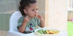 اطعمة تزيد من ذكاء وتركيز الاطفال