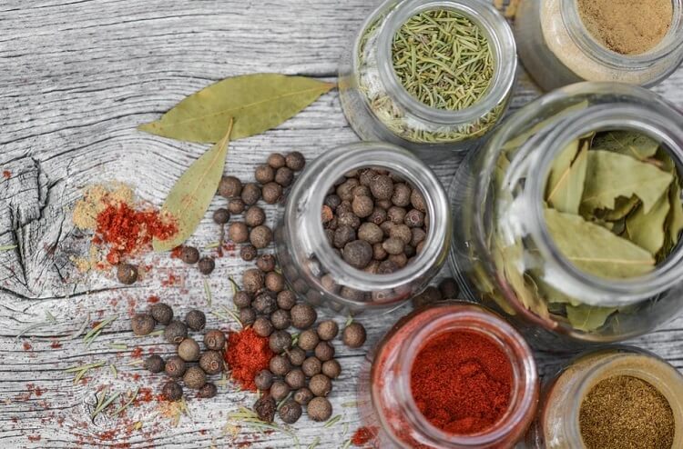 صورة عن اعشاب تساعد فى عملية الهضم