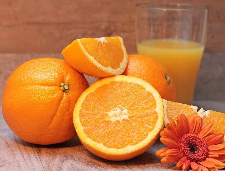 صورة برتقال من الفواكه الهامة للمرأة الحامل 