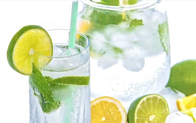 صورة ليمون وتوضيح طرق مبتكرة فى استخدام الليمون